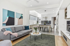 Boutique Stays - Victorian Vogue, Melbourne
